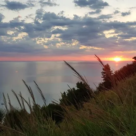 Bed and breakfast La Casa Sul Tetto, Room's & Glamping Recanati