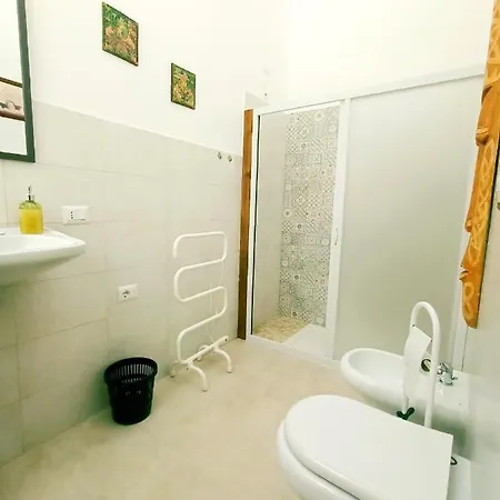 La Casa Sul Tetto, Room's & Glamping Bed and breakfast