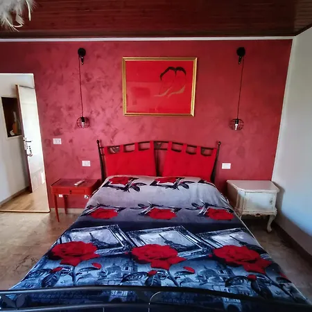 Bed and breakfast La Casa Sul Tetto, Room's & Glamping 3*