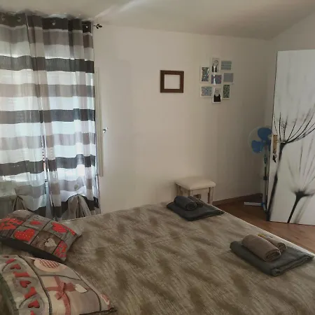 La Casa Sul Tetto, Room's & Glamping 雷卡纳蒂