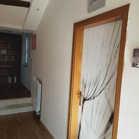 La Casa Sul Tetto, Room's & Glamping 3*